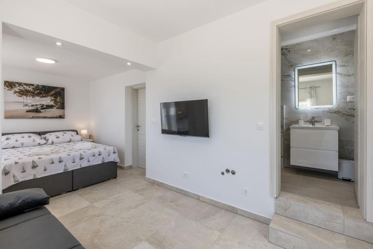 Villa Dream Hill Kastel Kambelovac